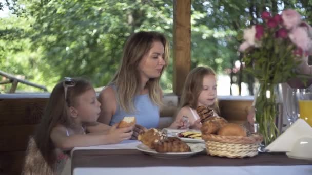 Family Having Dinner Summer Evening — Stock Video