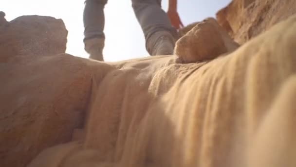 Gars Traverse Désert Voyage Chaleur Sahara — Video