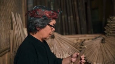 Kesim tarafından ayarlama angklung dostum