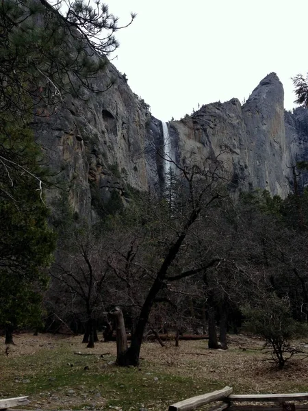 Vista Bridal Veil Falls Parque Nacional Yosemite Califórnia Eua — Fotografia de Stock