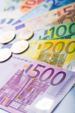 Closeup banknot ve madeni paralar