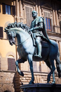 Cosimo heykeli ben de Medici, Floransa