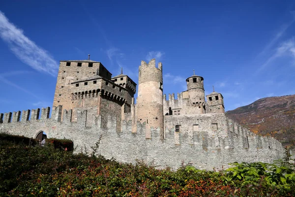 Castillo Fenis en Valle de Aosta — Foto de Stock
