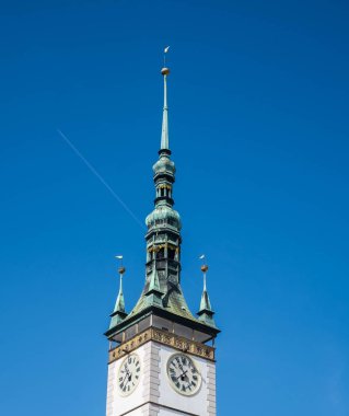 Çek Cumhuriyeti 'nde bir kilisenin tepesinde.