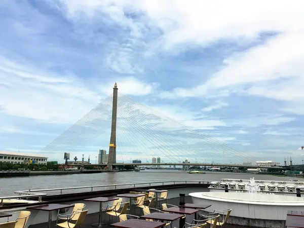 Somdet Phra Pinklao Köprüsü