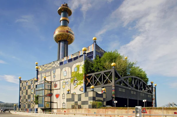 Spittelau spalovna odpadu, Vídeň, Rakousko. — Stock fotografie