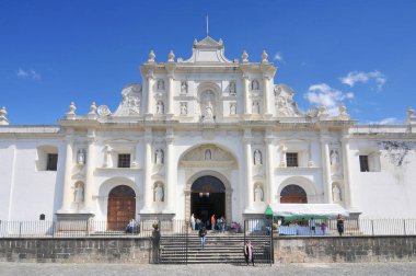 Antigua Guatemala Katedrali (Katedral de San Jose), Antigua Guatemala 'da bir Roma Katolik kilisesidir..