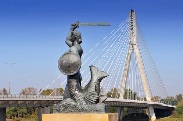 Polonya, Varşova, Varşova Denizkızı, Syrenka ve Swietokrzyski Köprüsü — Stok fotoğraf