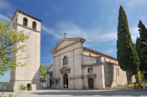 Κροατία, Πούλα, Ο Καθεδρικός Ναός της Κοιμήσεως της Θεοτόκου στην Πούλα της Κροατίας. — Φωτογραφία Αρχείου