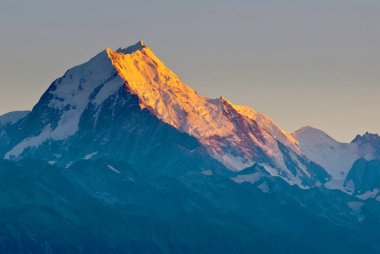 Aşçı Dağı zirvesi Aoraki Dağı Cook Ulusal Parkı, Güney Adası, Yeni Zelanda.