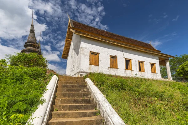 Wat Jom Phet em Luang Prabang, Laos . — Fotografia de Stock