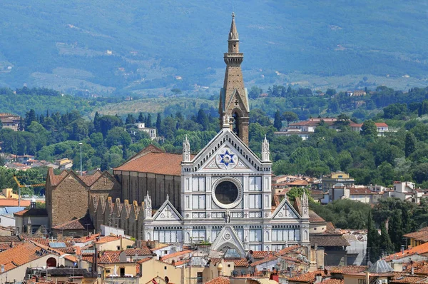 Basilikan santa croce i Florens, Italien. — Stockfoto