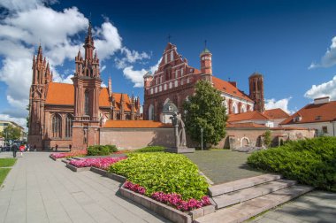 St. Anne's kilise Vilnius eski şehirde, Litvanya.