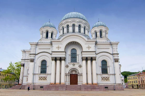 Die katholische Kirche des Heiligen Erzengels Michael in Kaunas, Litauen. — Stockfoto