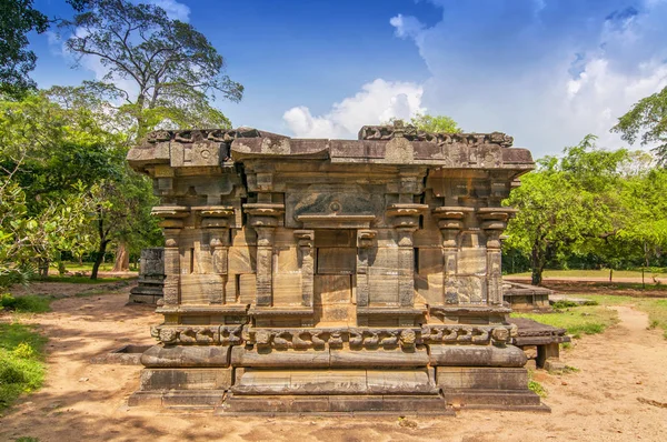 As ruínas de Polonnaruwa, o segundo mais antigo dos reinos do Sri Lanka . — Fotografia de Stock