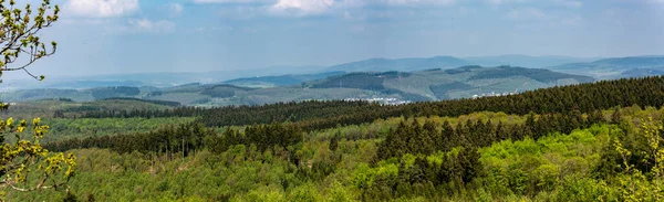 Panorama Des Bergigen Siegerlandes — стокове фото