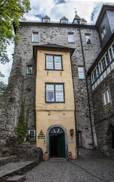 Complejo de castillo antiguo en Siegerland — Foto de Stock