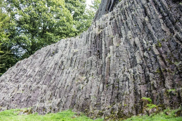 Parque natural con rocas de columnas de basalto — Foto de Stock