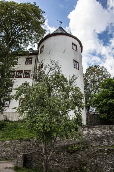 Замок Бильштайн как молодежный хостел — стоковое фото