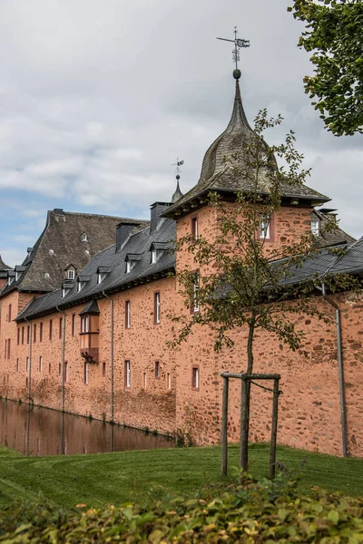 Замок Адольфсбург у Сауерланді. — стокове фото