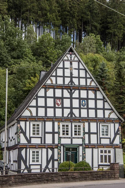 Historic half-timbered houses in the Sauerland — Stock Photo, Image