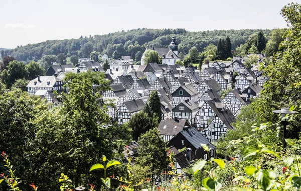 Zpola roubené domy ve starém městě Freudenberg — Stock fotografie