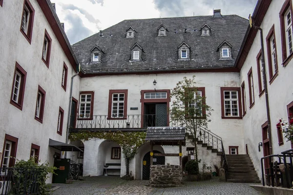 Bilstein hrad jako mládežnický hostel — Stock fotografie