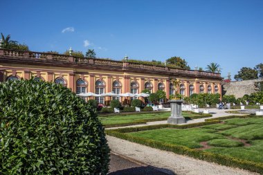 Lahn 'daki Weilburg Sarayı