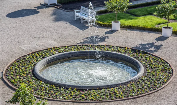 Kasteel weilburg met park — Stockfoto