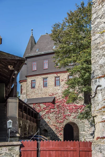 Gut Erhaltene Festung Der Lahn — Stock Photo, Image