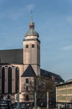 Köln Katedrali 'ndeki Katolik kilisesi.