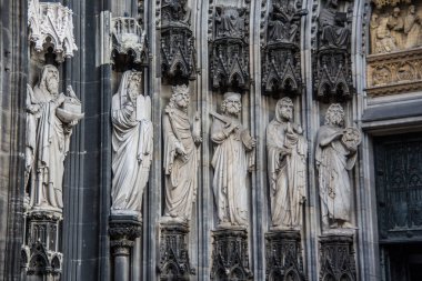 Bir anıt olarak Köln Katedrali