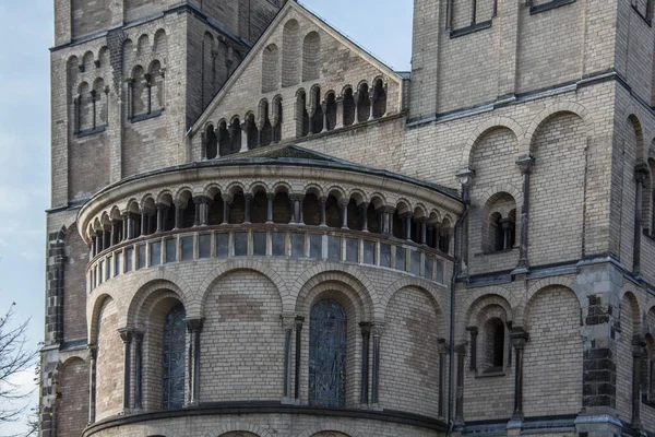 Basilique dans la vieille ville de Cologne — Photo