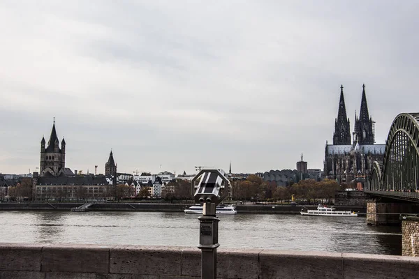 Puente del Arco en Colonia sobre el Rin — Foto de Stock