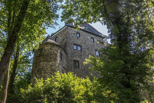 Castelo de Sch=nstein em Wissen — Fotografia de Stock