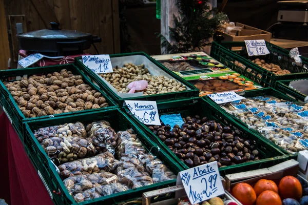 Frutta Tropicale Frutta Secca Stand Mercatino Natale — Foto Stock