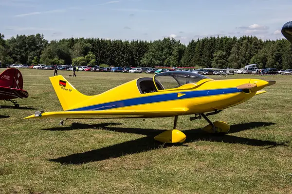 Sport Flygfält Med Landningsbana Gräsmatta Wenden — Stockfoto