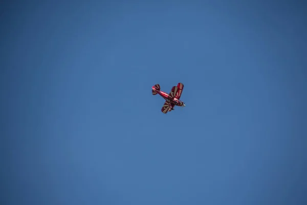 スポーツ飛行場上空の航空機 Huensborn — ストック写真