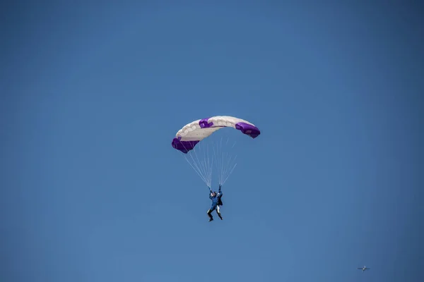 Skydiver Αλεξίπτωτο Πλαγιάς Κατά Την Πτήση — Φωτογραφία Αρχείου