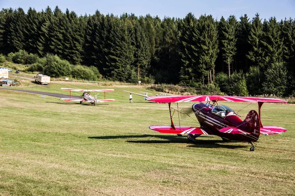 Towing Glider Meadow — Stock Photo, Image