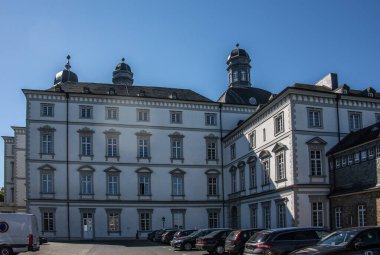 Bergisches Diyarı 'ndaki Bensberg Şatosu