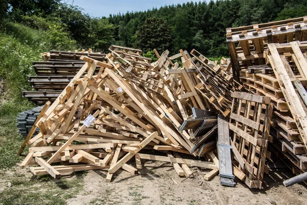 Braune Balken Und Platten Als Altholz — Stockfoto