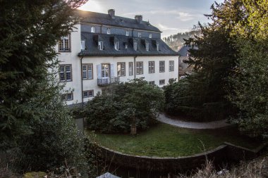 Bergisches Diyarı 'ndaki Ehreshoven Kalesi