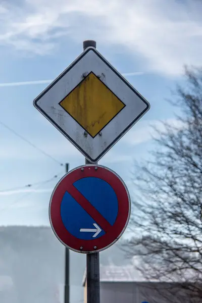 Verkeerstekens Het Verkeer — Stockfoto