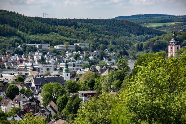 Zalesněný Siegerland Věží Stromech — Stock fotografie