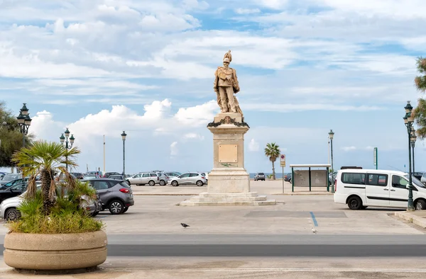 Monumento a Víctor Manuel II en Trapani — Foto de Stock