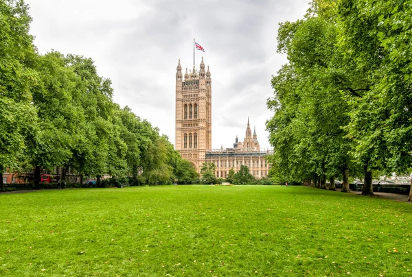 Londres - Victoria Tower, Palacio de Westminster . — Foto de Stock