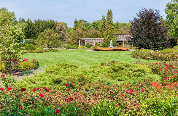 Chicago Botanic Garden, the rose garden area with Rose Petal Fountain, USA