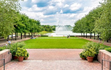 İnsanlar Gölü çeşme, Chicago Botanik Bahçesi ile ziyaret.
