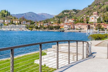 Görünüm Laveno Mombello, İtalya